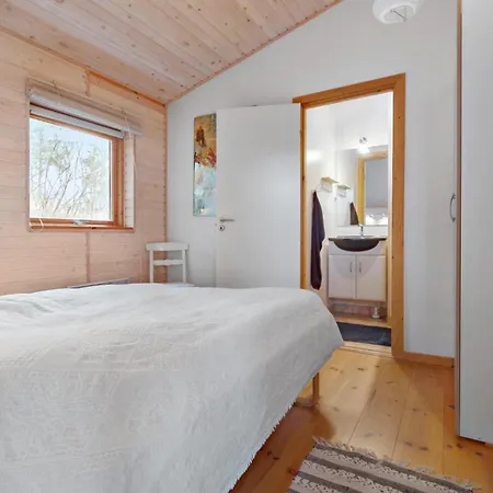 Lovely In With Wifi Holiday home